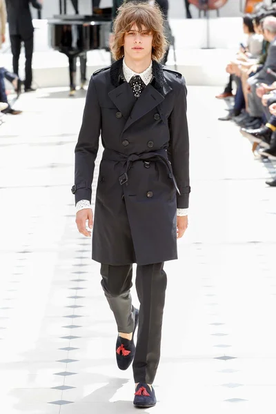 Look 40